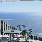 Al Poggio Antico Aparthotel